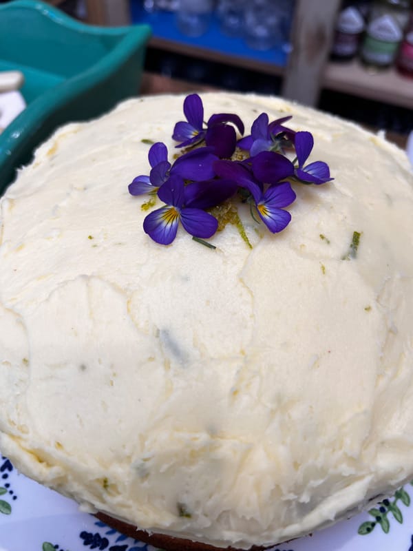 Warners-Gin&Tonic-Cake-Portrait